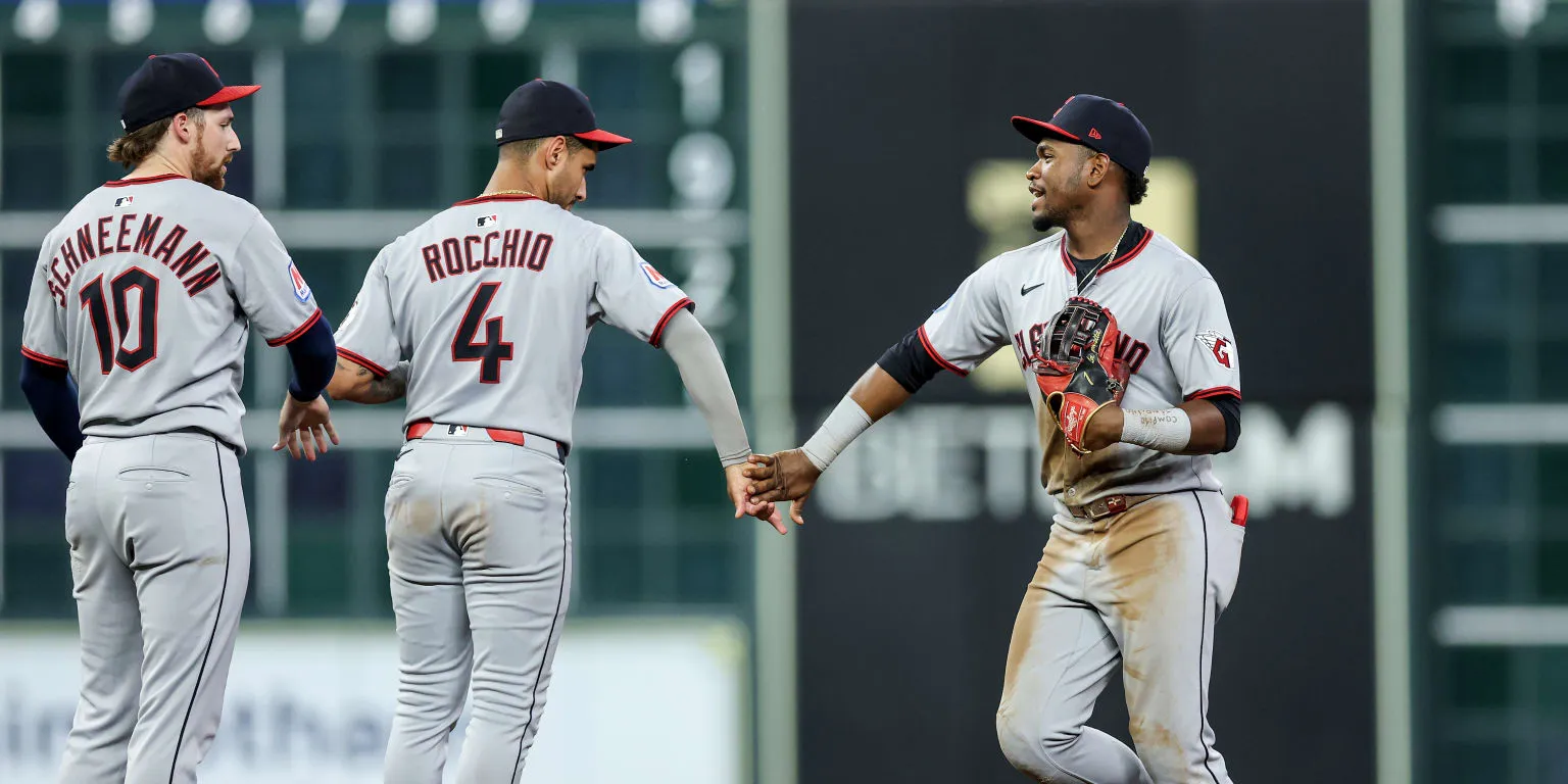 Guards Kembali Menang, Akhiri 10 Kekalahan Beruntun di Houston